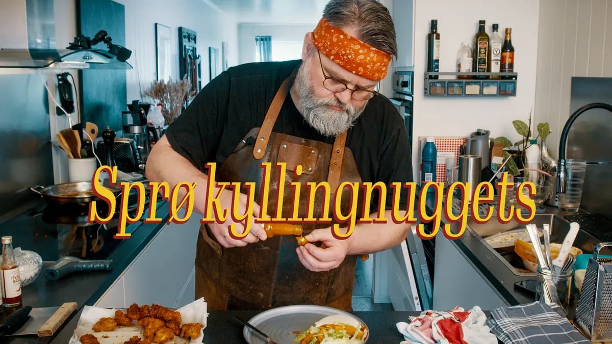 Sprø kyllingnuggets med panko og parmesan | Sausetest med chilisaus | Bedre enn ferdig nuggets